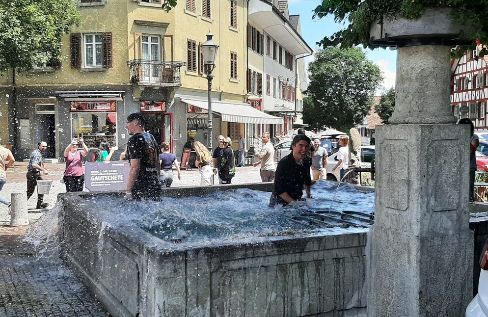 «Gautschete» nach erfolgreichem Lehrabschluss